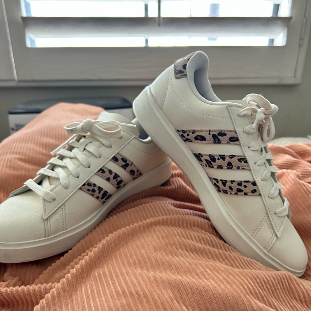 Adidas Cheetah Sneakers